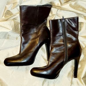 Beautiful and Sexy Leather Brown Boots